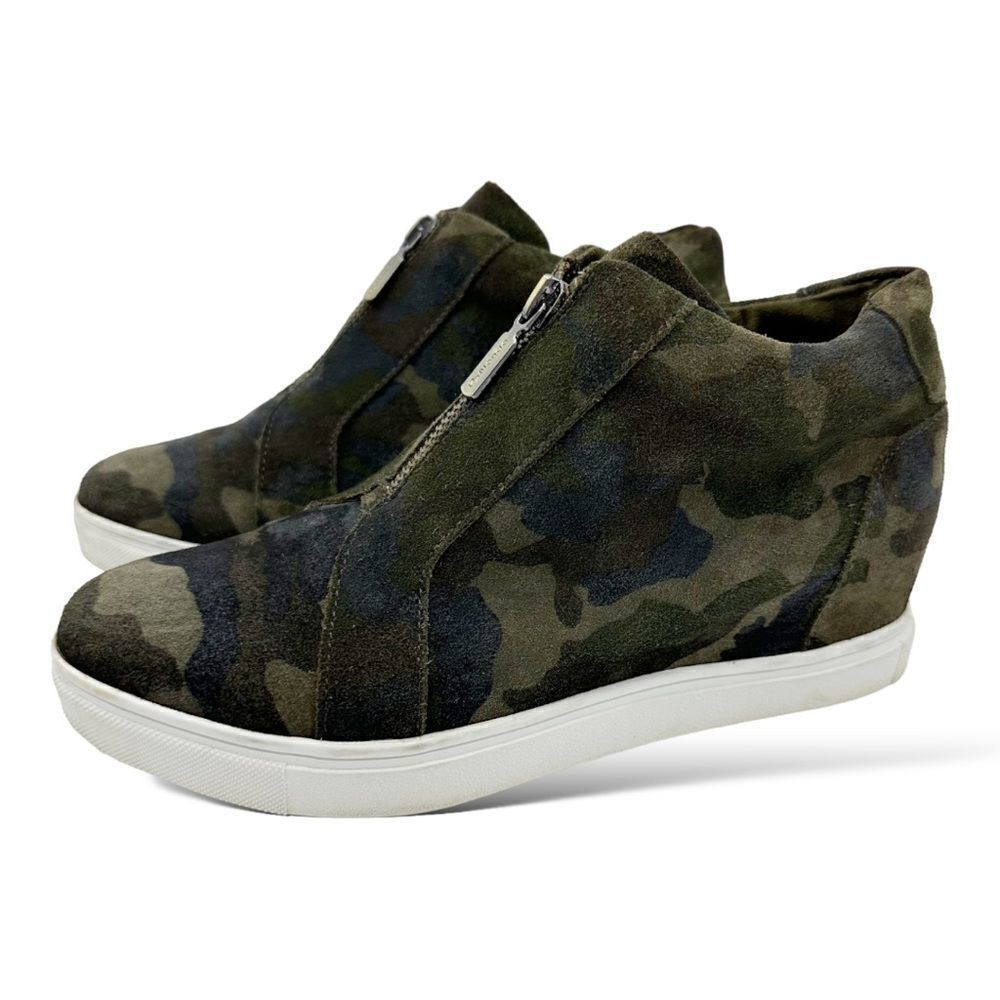 Blondo Glenda Waterproof Green Suede Camo Hidden Wedge Sneakers Sz 8M